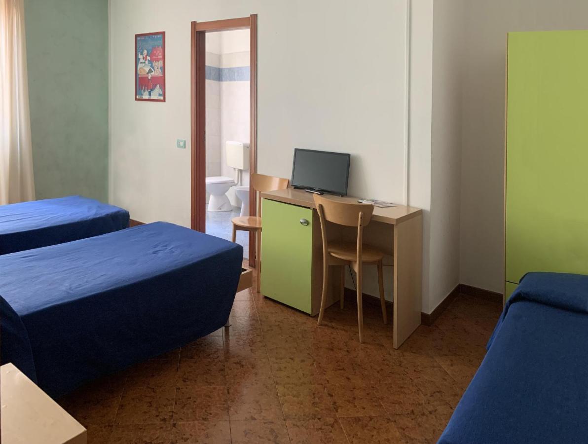Aquila Nera Di Tony Hotel Ivrea Ngoại thất bức ảnh